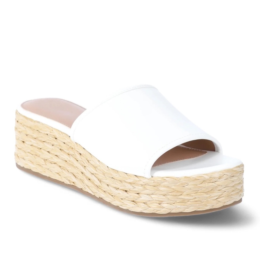 NWT Time and Tru || Raffia Platform White Wedge Sandals